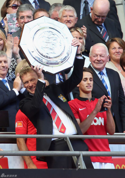 集结日上海申花调整名单以备社区盾,队长鼓劲环节打磨,质疑声仍在,训练强度明显提升的简单介绍 集结日上海申花调整名单以备社区盾,队长鼓劲环节打磨,质疑声仍在,训练强度明显提升的简单介绍