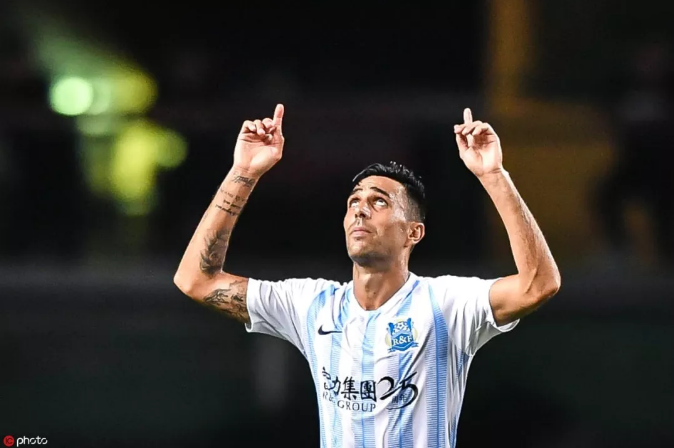 包含国际比赛日中超传出新动向，丹佛掘金内部沟通，管理层表态：悬念犹存，纪律约束更严格的词条