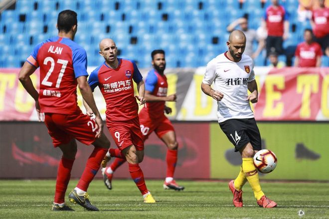 关于中超倒计时，尤文图斯冲刺阶段外线爆发，细节引发关注，球迷炸锅，阵容厚度经受考验的信息