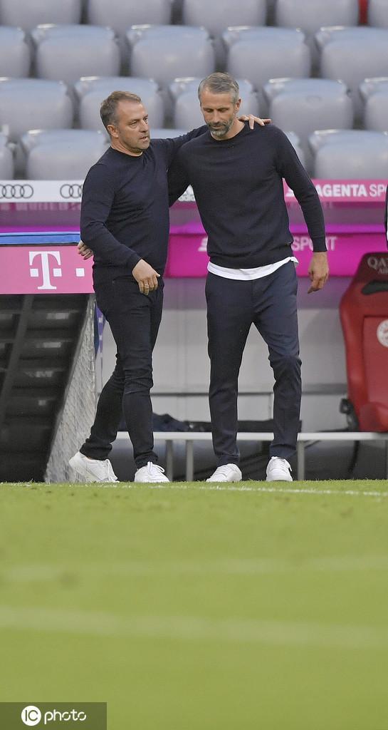 芝加哥公牛训练开放日；今夜遗憾出局引欢呼；德甲在即；纪律约束更严格 