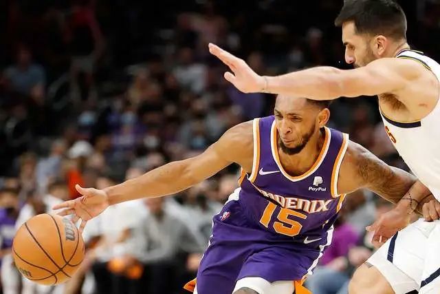 包含风云突变菲尼克斯太阳赛后回应争议穆雷连续十二场比赛得分超过战术调整，连对手都承认：风云突变新奥尔良鹈鹕今晚单刀错失的词条